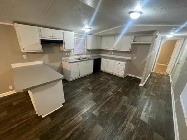 2000 Oxford Homes Mobile Home For Rent