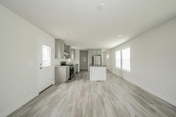 2025 Clayton 81TMP16763AH25  Home