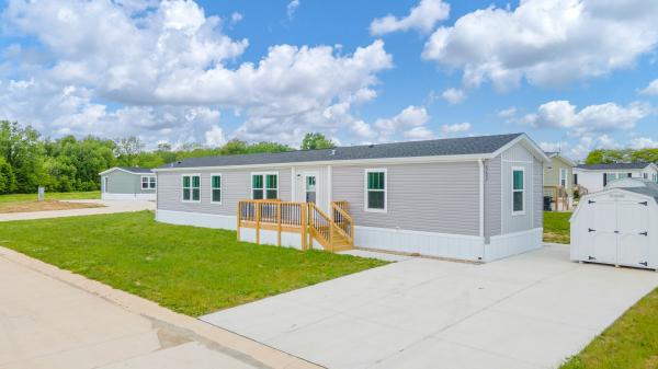 2025 Clayton 81TMP16763AH25  Home