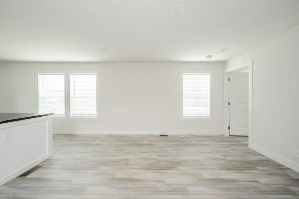 2025 Clayton 81TMP16763AH25  Home