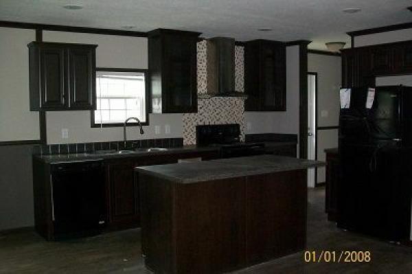 2015 Clayton Homes Inc Yes Mobile Home