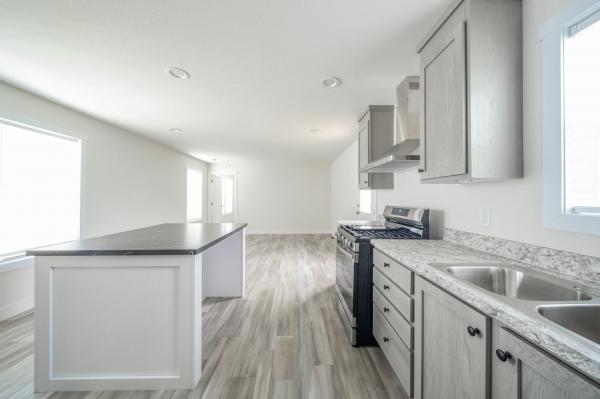2025 Clayton 81TMP16763AH25  Home