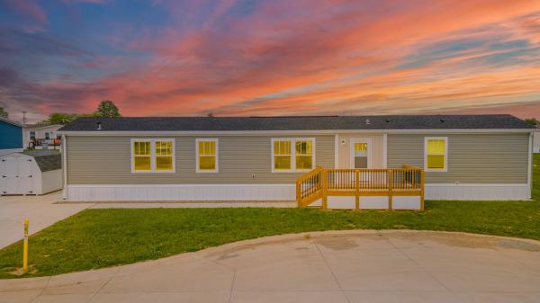 2025 Clayton 81TMP16763AH25  Home