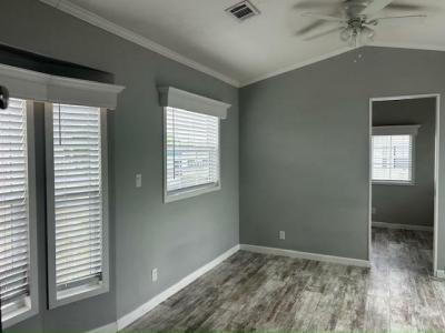 Photo 5 of 15 of home located at 6941 Macdonald Court, Lot 18 Zephyrhills, FL 33541