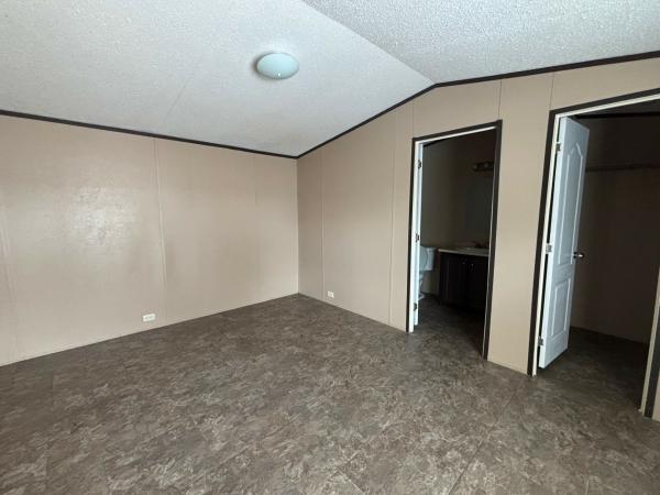 2018 S167232B  Home