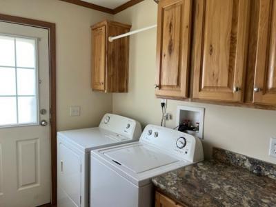 Photo 5 of 10 of home located at 166 Sunrise Court Batavia, OH 45103