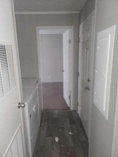 Photo 5 of 8 of home located at 3000 Moxadarla Dr Lot 19 Zanesville, OH 43701