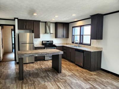 Photo 2 of 12 of home located at 2501 NE Lowry Ave, Lot 206 Saint Anthony, MN 55418