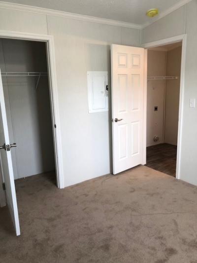 Photo 4 of 17 of home located at 300 Sussex Lane Glen Rock, PA 17327