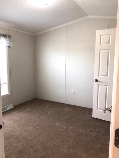 Photo 5 of 17 of home located at 300 Sussex Lane Glen Rock, PA 17327