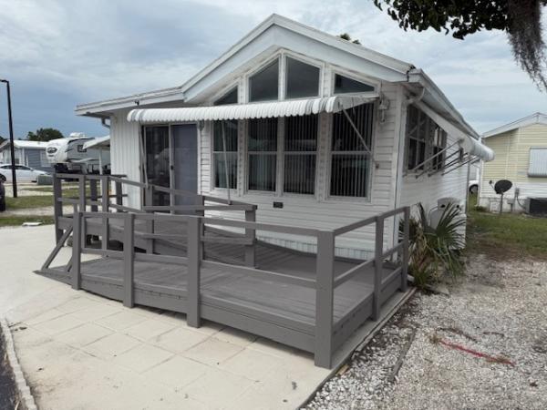 1990 Mobile Home