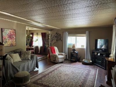 Photo 3 of 20 of home located at 43223 Bonaparte Ave #100 Sterling Heights, MI 48314