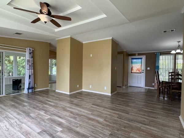2001 Manufactured Home