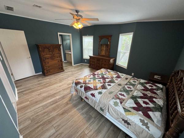 2001 Manufactured Home
