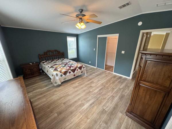 2001 Manufactured Home