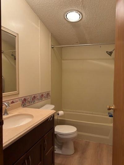 Photo 4 of 12 of home located at 43364 Charlemagne Ave #403 Sterling Heights, MI 48314