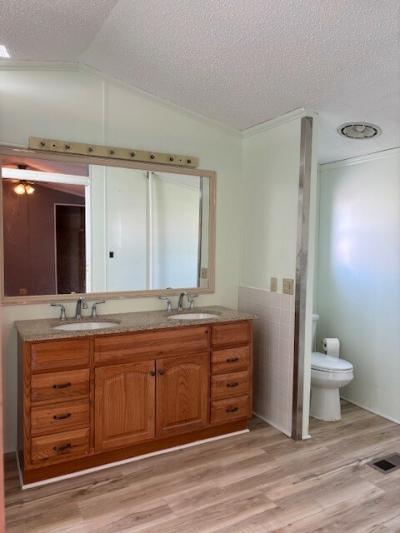 Photo 5 of 12 of home located at 43364 Charlemagne Ave #403 Sterling Heights, MI 48314