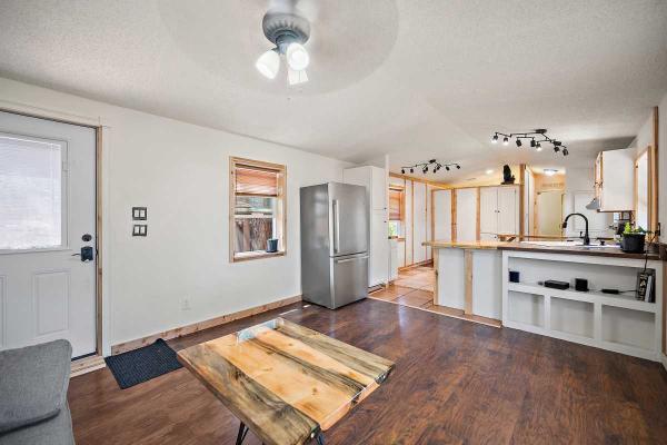 1996 Summit Mobile Home