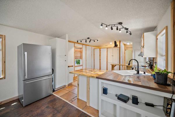 1996 Summit Mobile Home