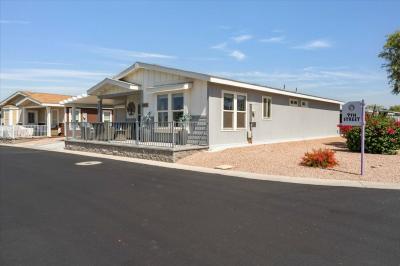 Photo 3 of 39 of home located at 2206 S Ellsworth Rd 160B Mesa, AZ 85209