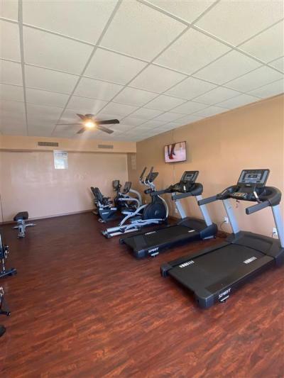 Photo 5 of 12 of home located at 4400 W Missouri Ave Glendale, AZ 85301