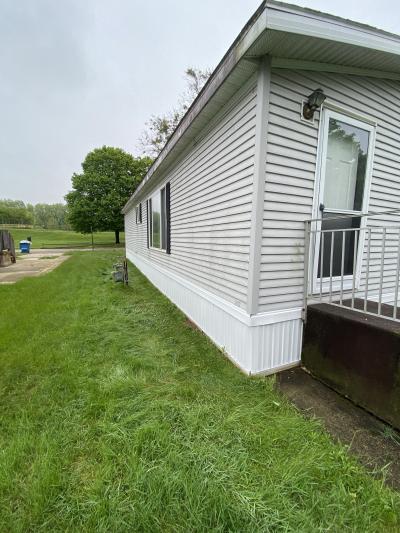 Photo 2 of 9 of home located at 2077 Mcdivitt Ct. #175 Milford, MI 48381