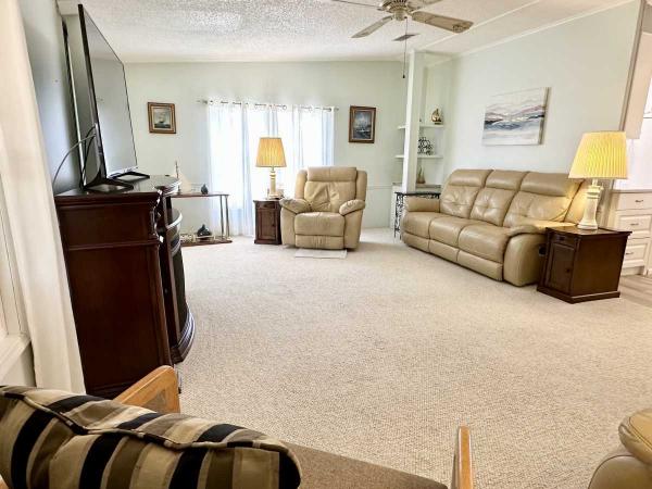 1987 Meri Manufactured Home
