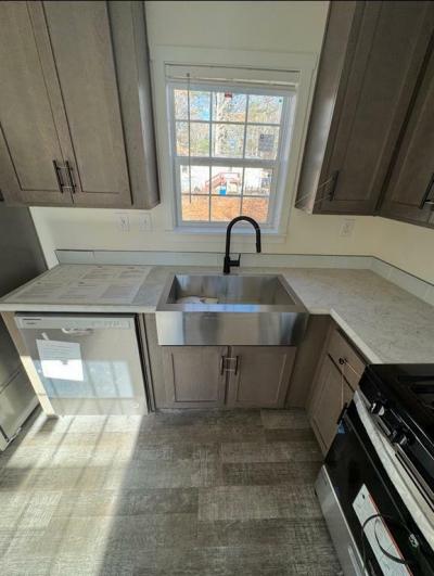 Photo 4 of 10 of home located at 367 Forest Park (Aka William St) Wallkill, NY 12589