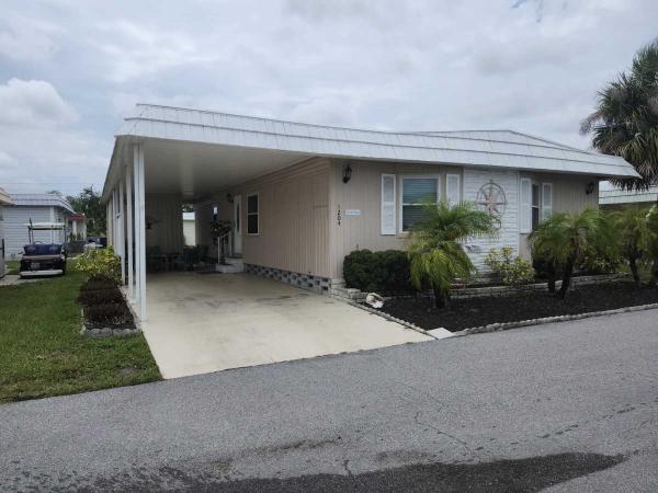 Photo 1 of 2 of home located at 7100 Ulmerton Road, Lot 1204 Largo, FL 33771