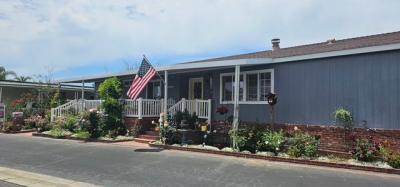 Photo 4 of 62 of home located at 19361 Brookhurst, #81 Huntington Beach, CA 92646