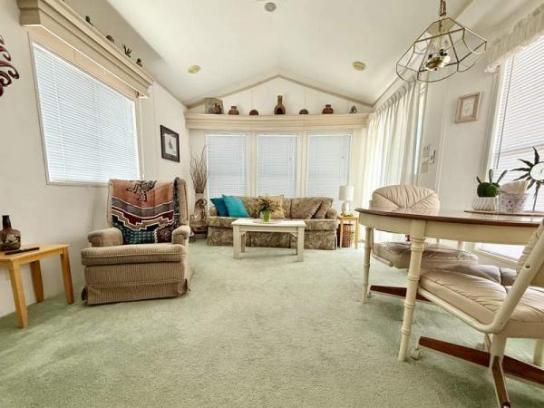1998 Cavco Manufactured Home