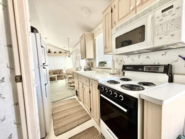 1998 Cavco Manufactured Home