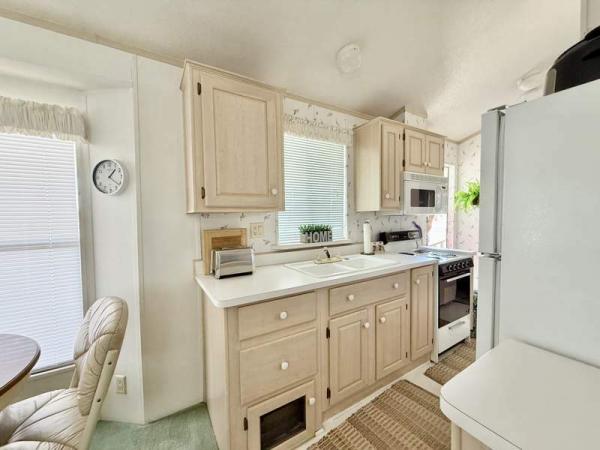 1998 Cavco Manufactured Home