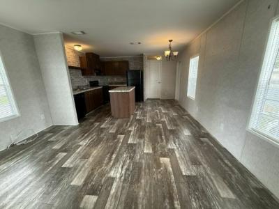 Photo 4 of 10 of home located at 12130 Us Highway 41 South Lot 147 Gibsonton, FL 33534