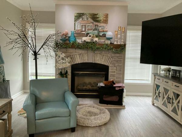 2000 Pawnee Homes Kent Manufactured Home
