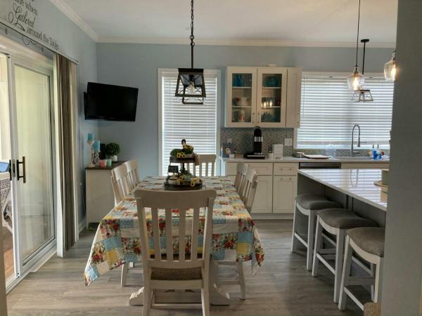 2000 Pawnee Homes Kent Manufactured Home