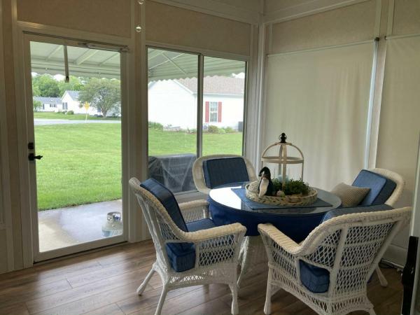 2000 Pawnee Homes Kent Manufactured Home