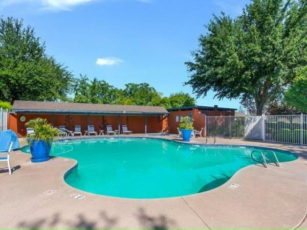 1981 Cavco Fallbrook Mobile Home