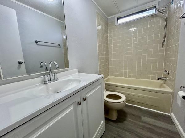 1980 Palm 16452 Mobile Home