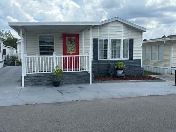 1998  Mobile Home For Sale