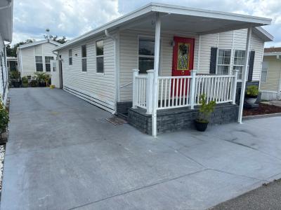 Photo 3 of 15 of home located at 37530 Daybright Lane Zephyrhills, FL 33541