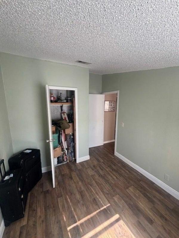 1999 LIMI Mobile Home