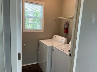 Photo 5 of 9 of home located at 1832 Everest Monroe, MI 48161