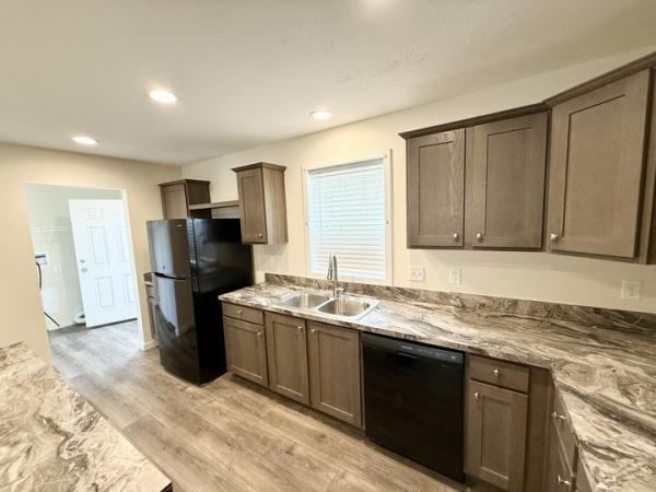 2023 Clayton - Middlebury Mobile Home