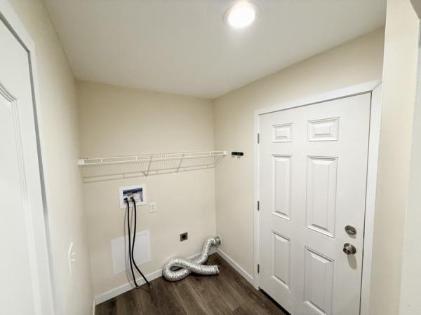 2023 Clayton - Middlebury Mobile Home