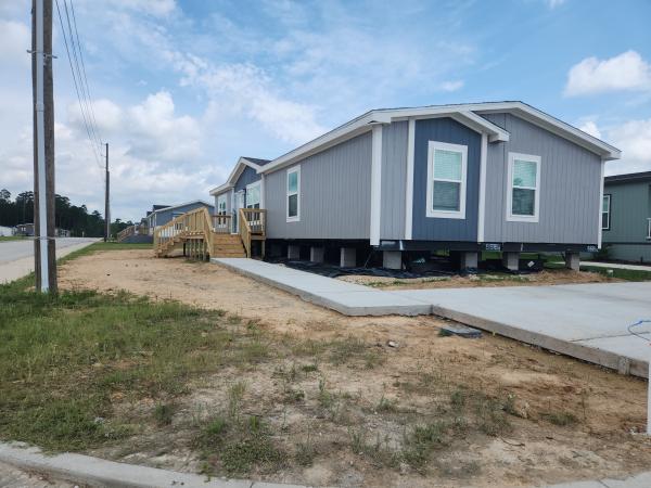 Photo 1 of 2 of home located at 10703 Juan Diego Ct Conroe, TX 77303