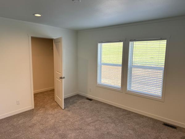 2024 Clayton 52TEM28604B Mobile Home