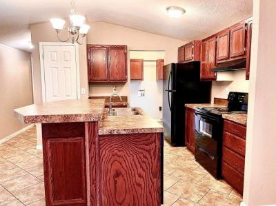 Mobile Home at 601 S Vista Ln Lot #194 Edmond, OK 73034