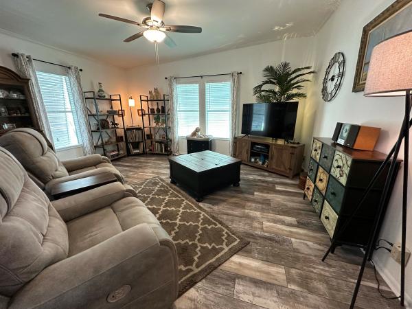 2004 Palm Harbor Sarasota Mobile Home