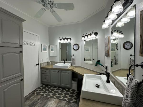 2004 Palm Harbor Sarasota Mobile Home